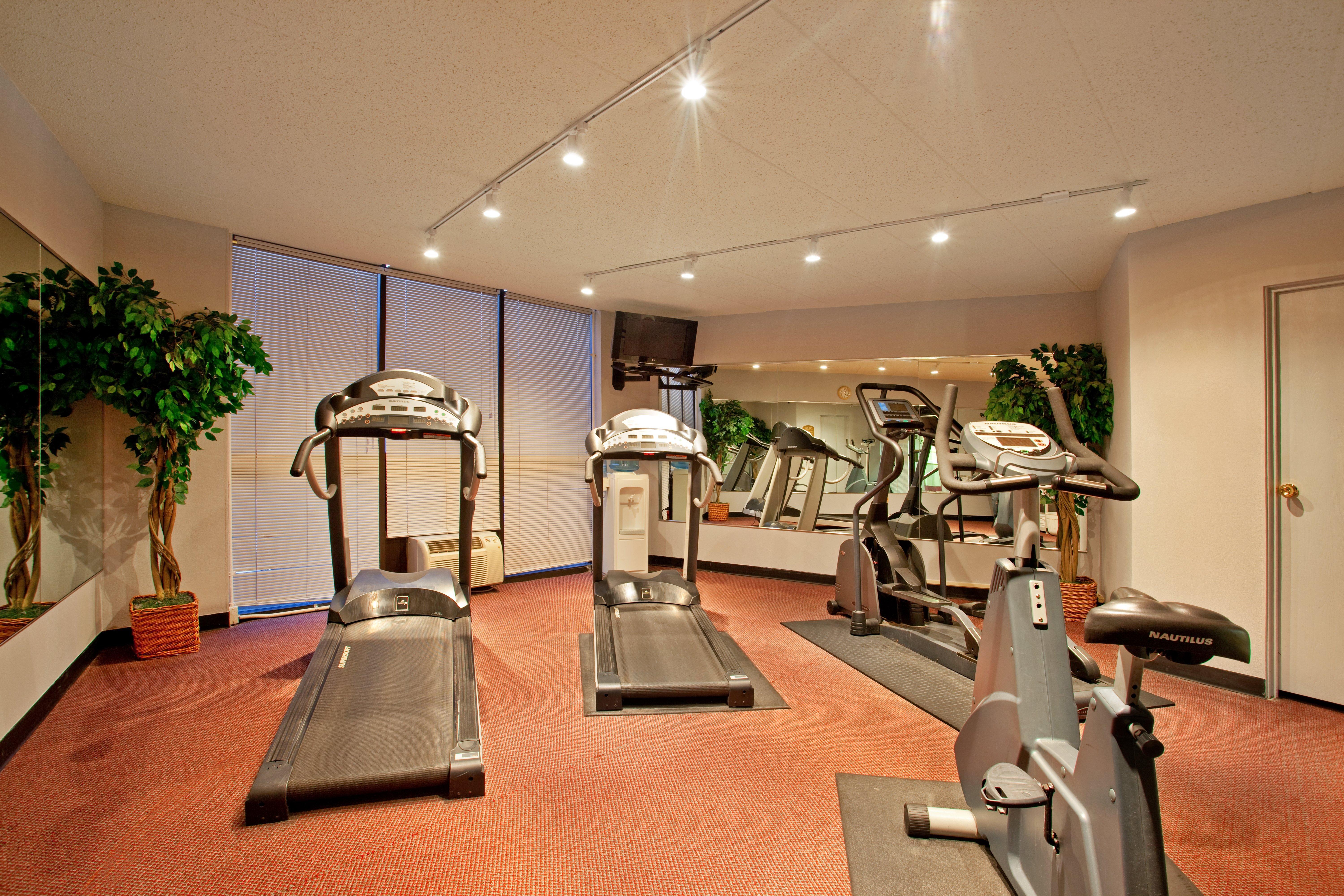 Holiday Inn Rockford By Ihg Εξωτερικό φωτογραφία