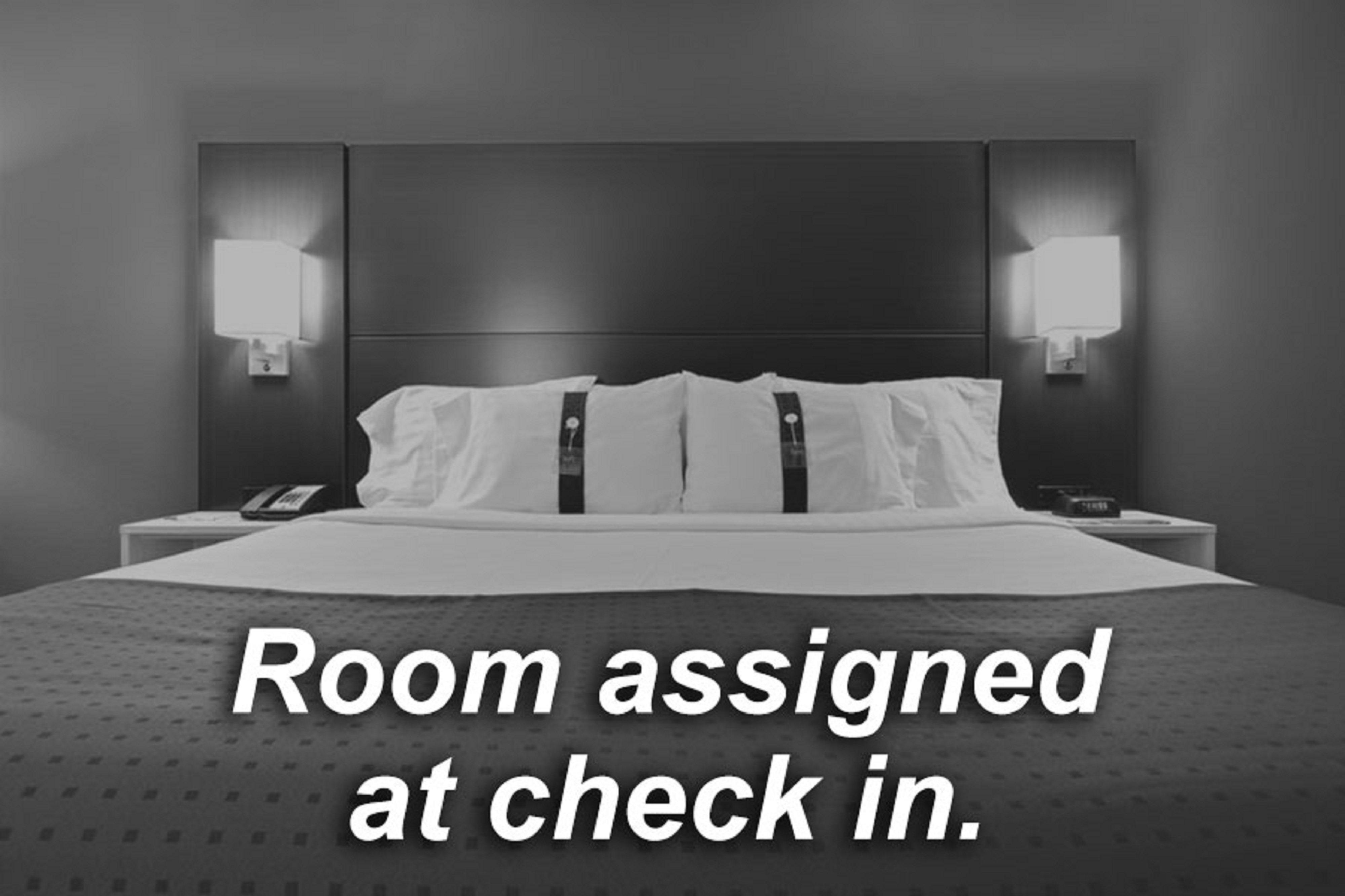 Holiday Inn Rockford By Ihg Εξωτερικό φωτογραφία