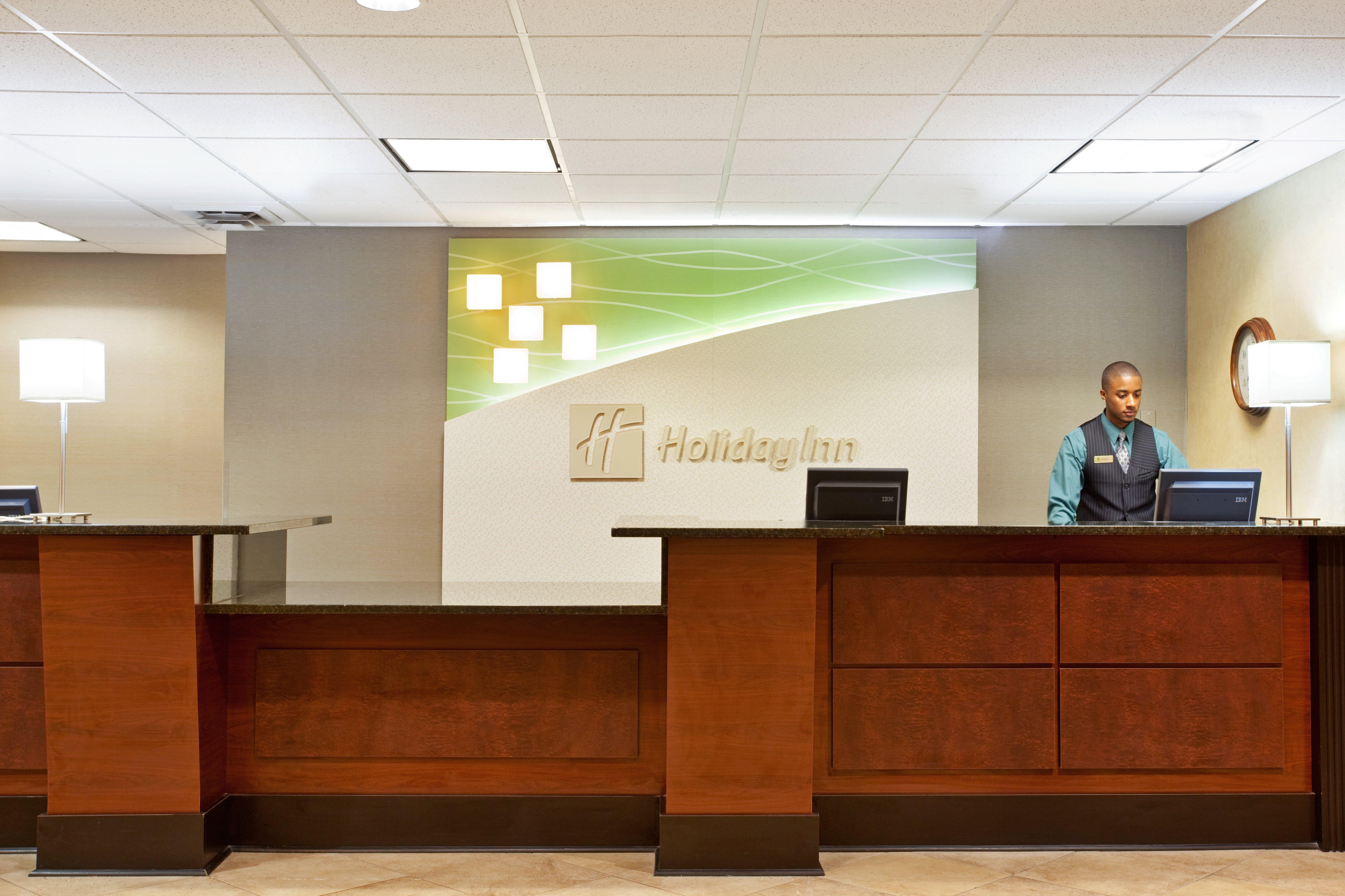 Holiday Inn Rockford By Ihg Εξωτερικό φωτογραφία